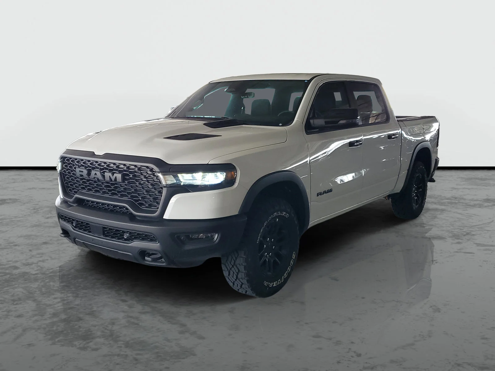 New 2026 Bright White Clear-Coat Exterior Paint RAM Rebel image 3
