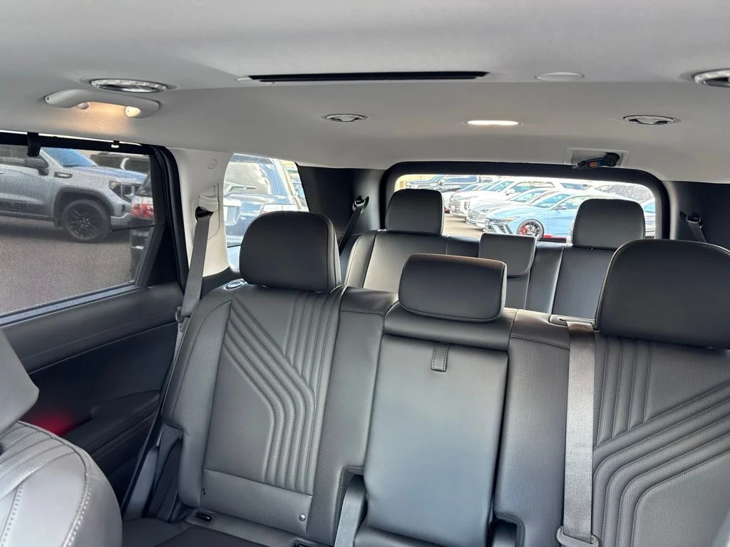 New 2026 Gray Hyundai SEL Premium image 14