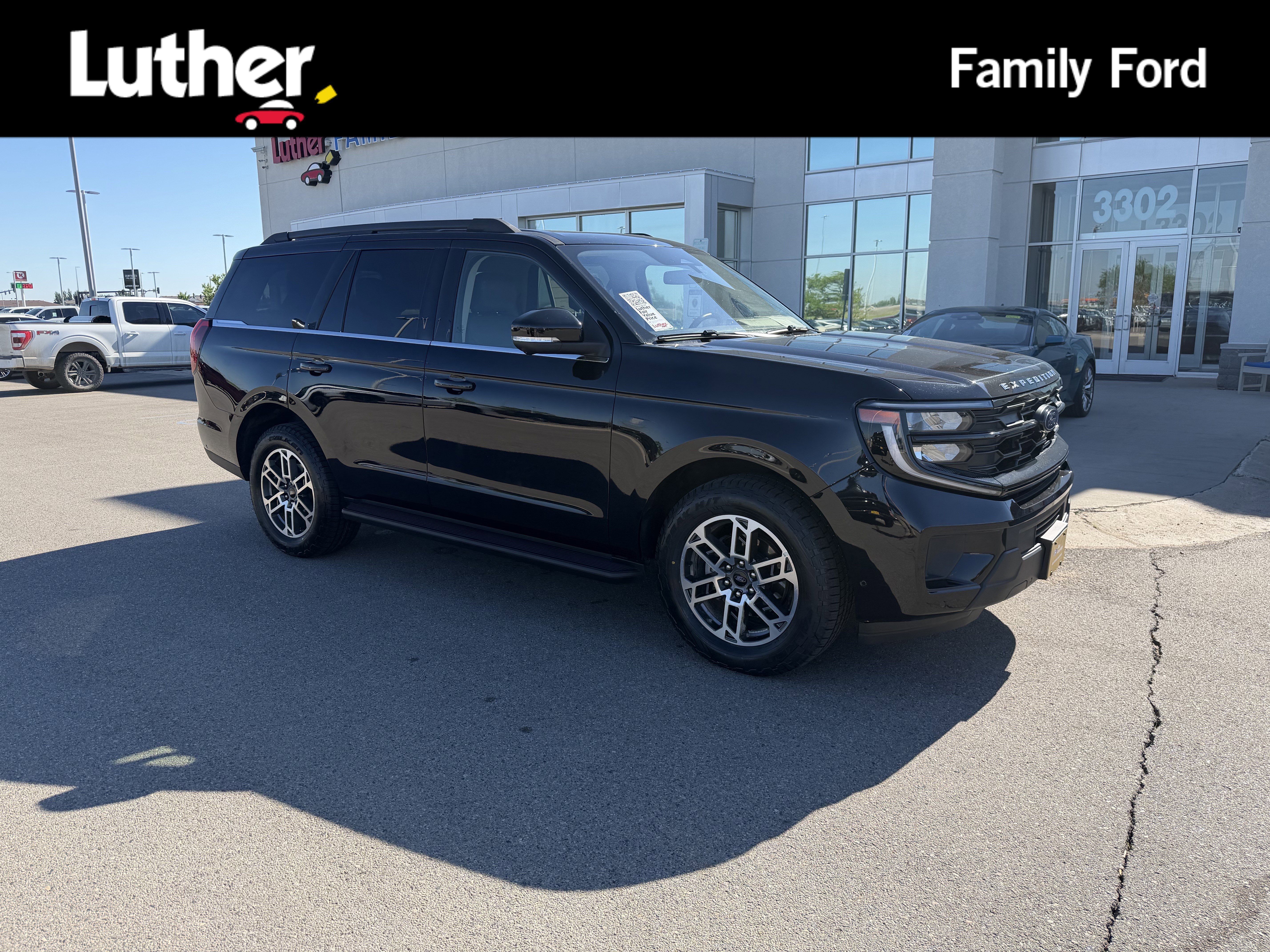 2025 Ford Expedition Active 4x4's photo