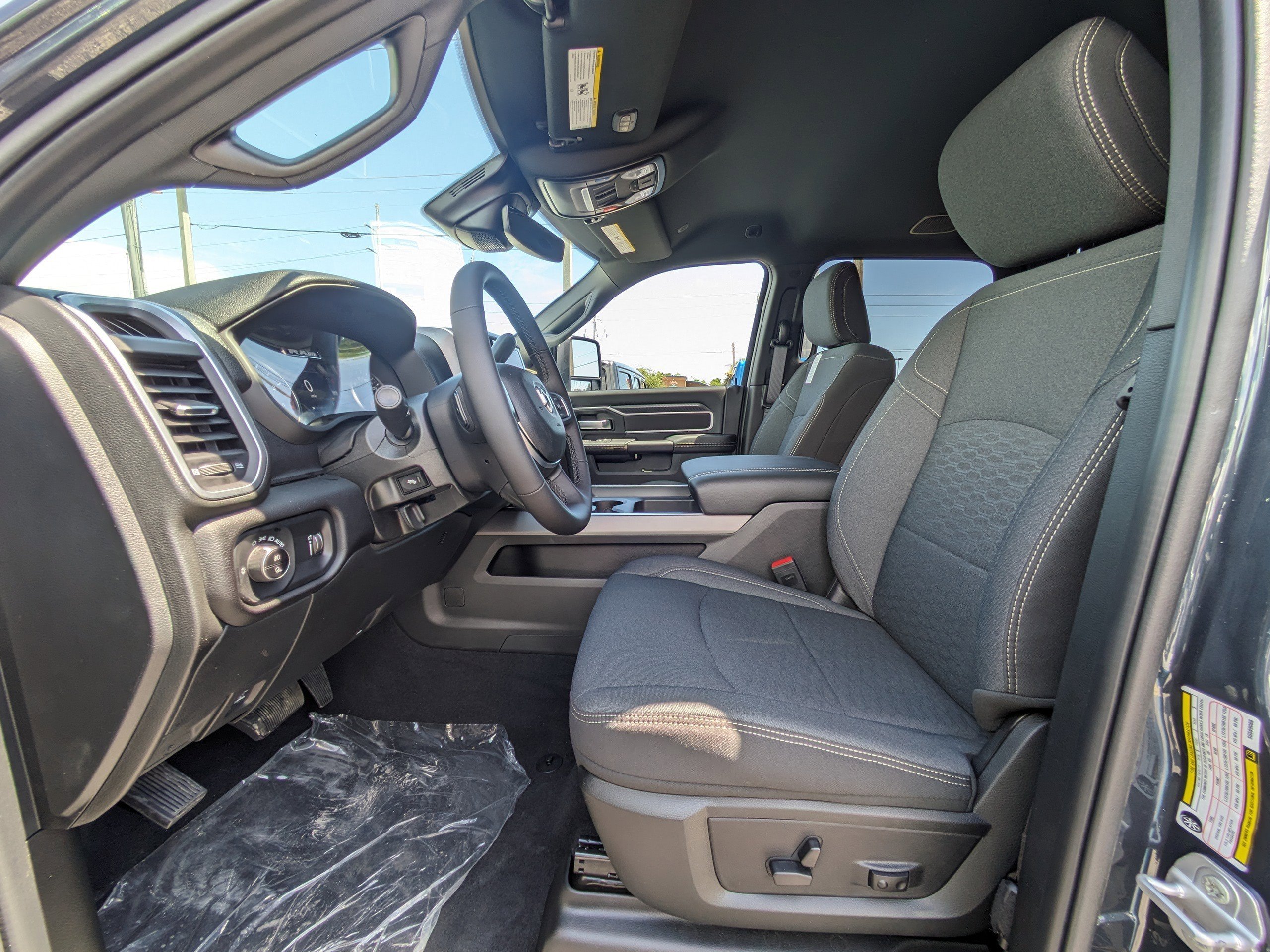 2025 RAM Ram 2500 Pickup Big Horn - Photo 20