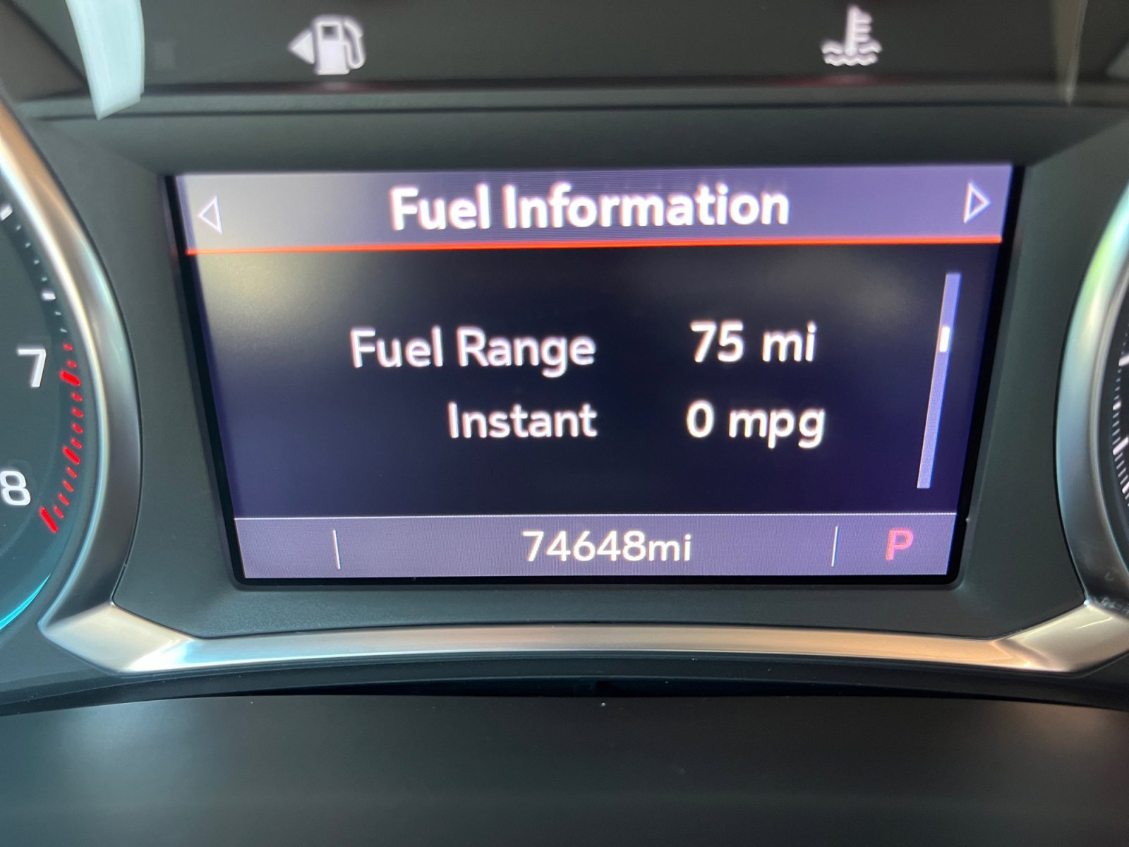 Used 2022 Summit White Chevrolet RS image 2