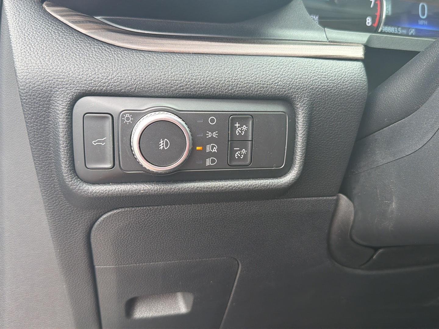 Used 2020 Oxford White Ford Limited image 21