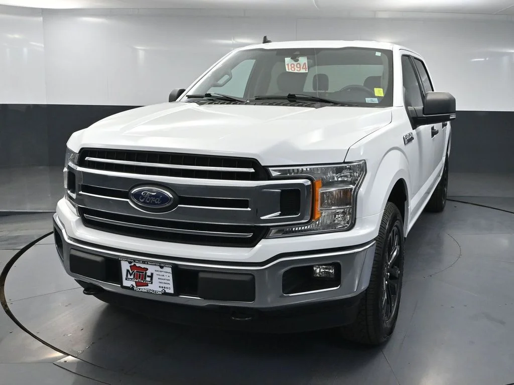 Used 2020 White Ford XLT image 9