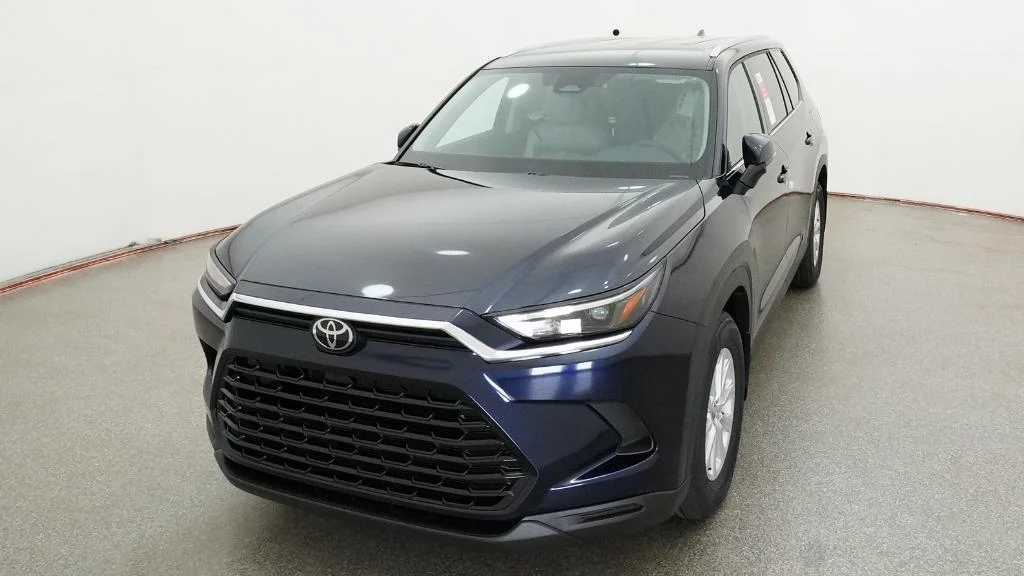 New 2026 Blueprint Toyota Hybrid XLE image 2