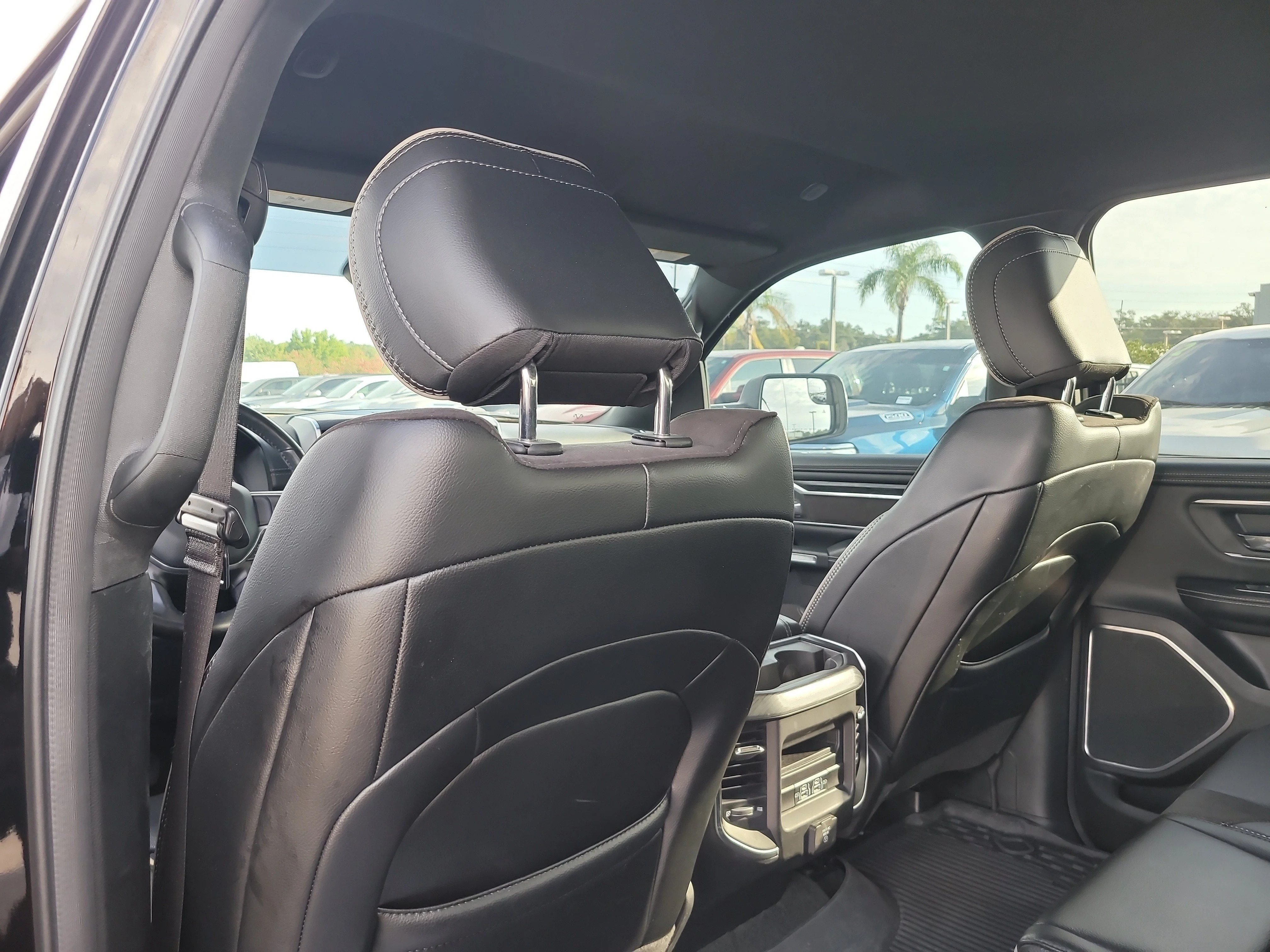 Used 2023 Diamond Black Crystal Pearlcoat Ram Laramie image 13