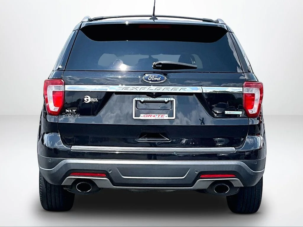 Used 2019 Black Ford XLT image 4