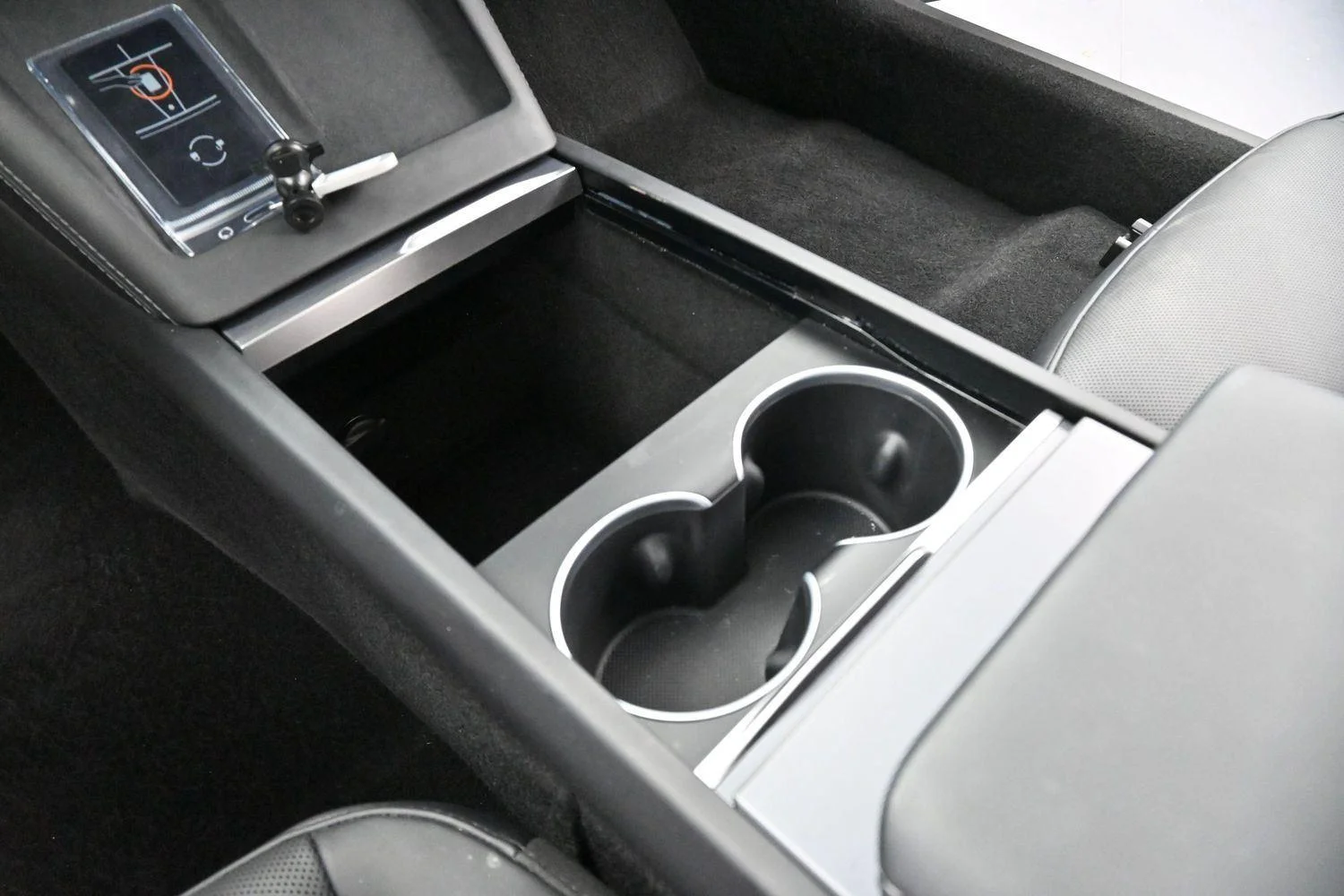 Used 2025 Black Tesla Long Range image 23