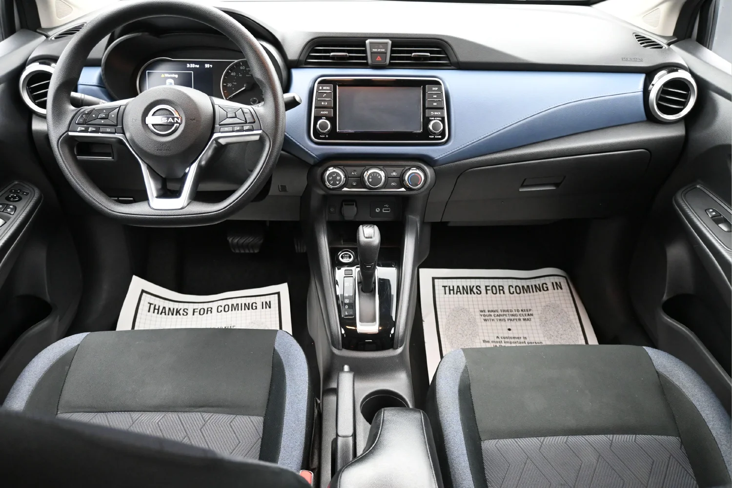 Used 2025 Silver Nissan 1.6 SV image 18