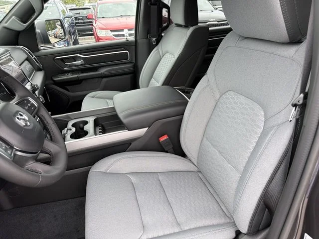 New 2026 Granite Crystal Metallic Clear-Coat Exterior Paint RAM Big Horn/Lone Star image 18