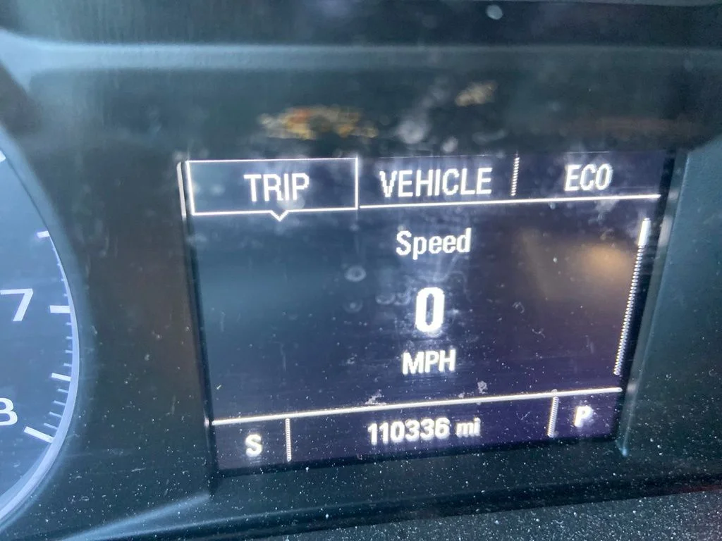 Used 2017 White GMC SLE-2 image 37