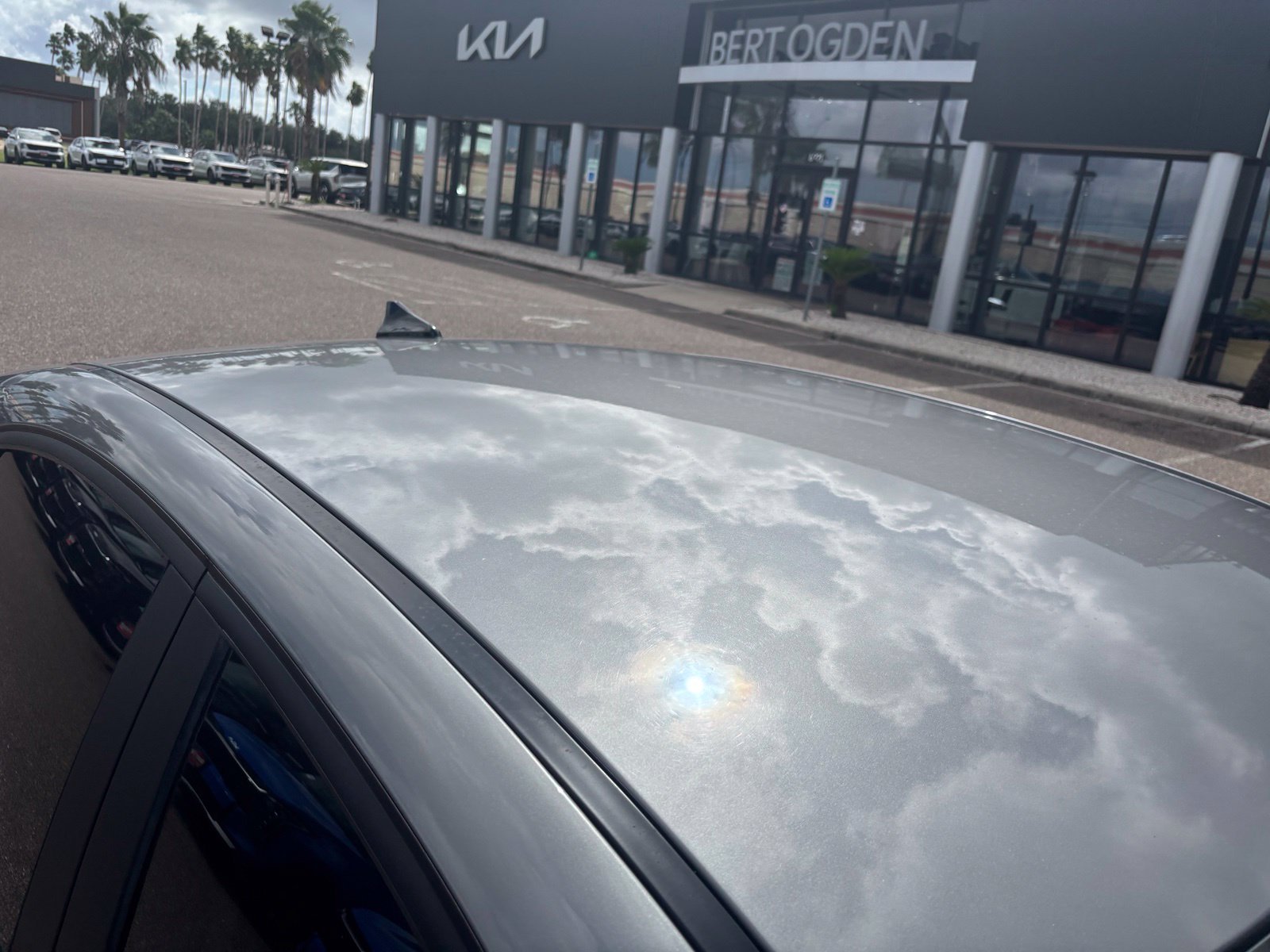 Used 2023 Gray Kia LXS image 7