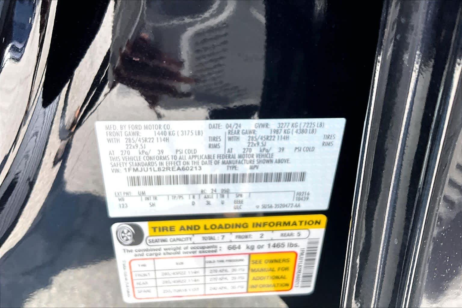 Used 2024 Agate Black Metallic Ford Platinum image 35