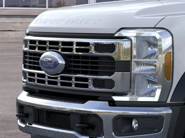 New 2026 Oxford White Ford XL image 47