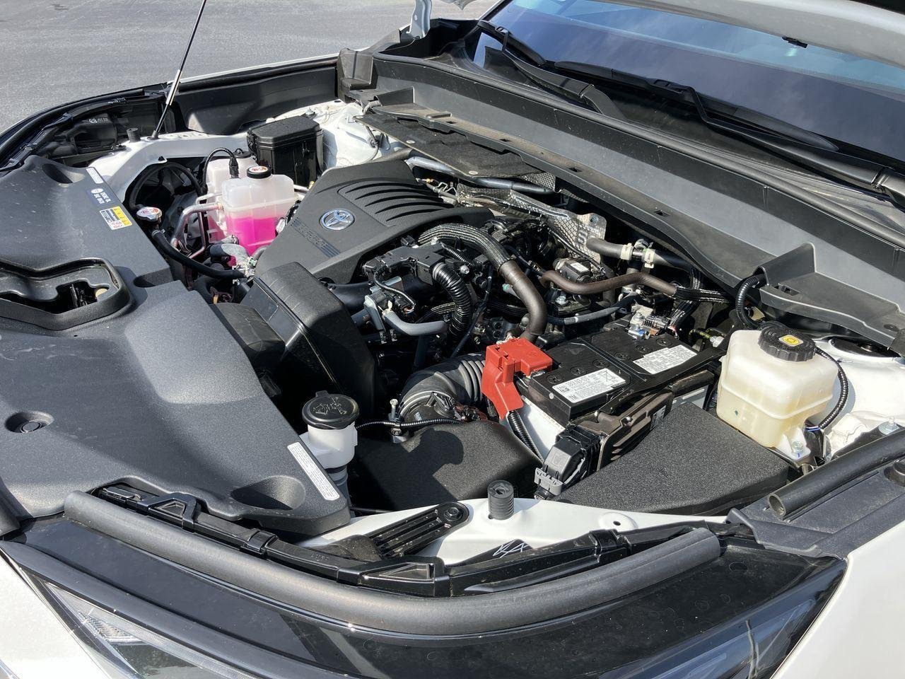 Used 2025 White (Wind Chill Pearl) Toyota Limited image 40