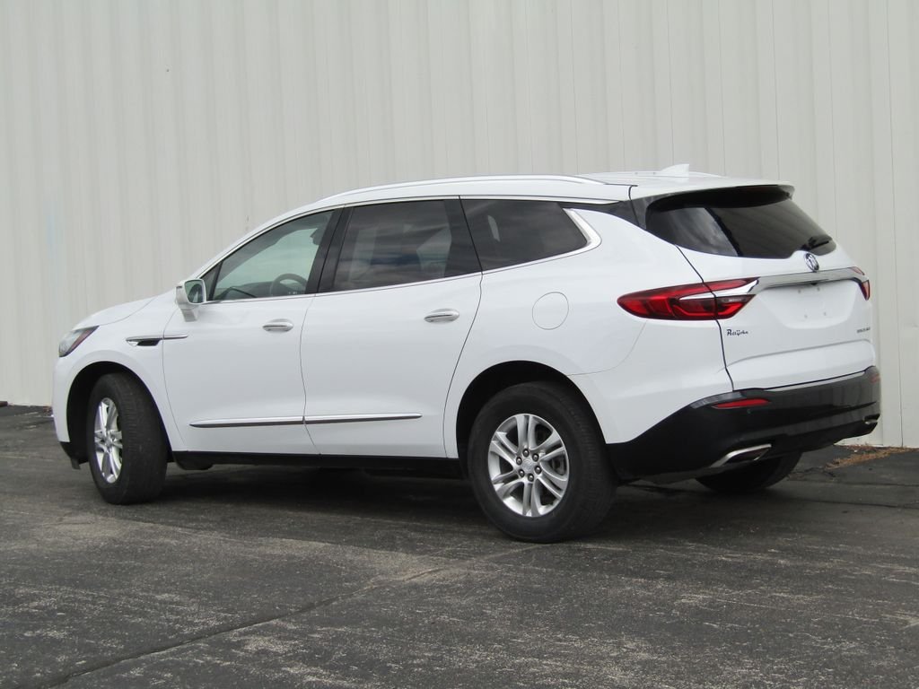 Used 2019 White Buick Essence image 10