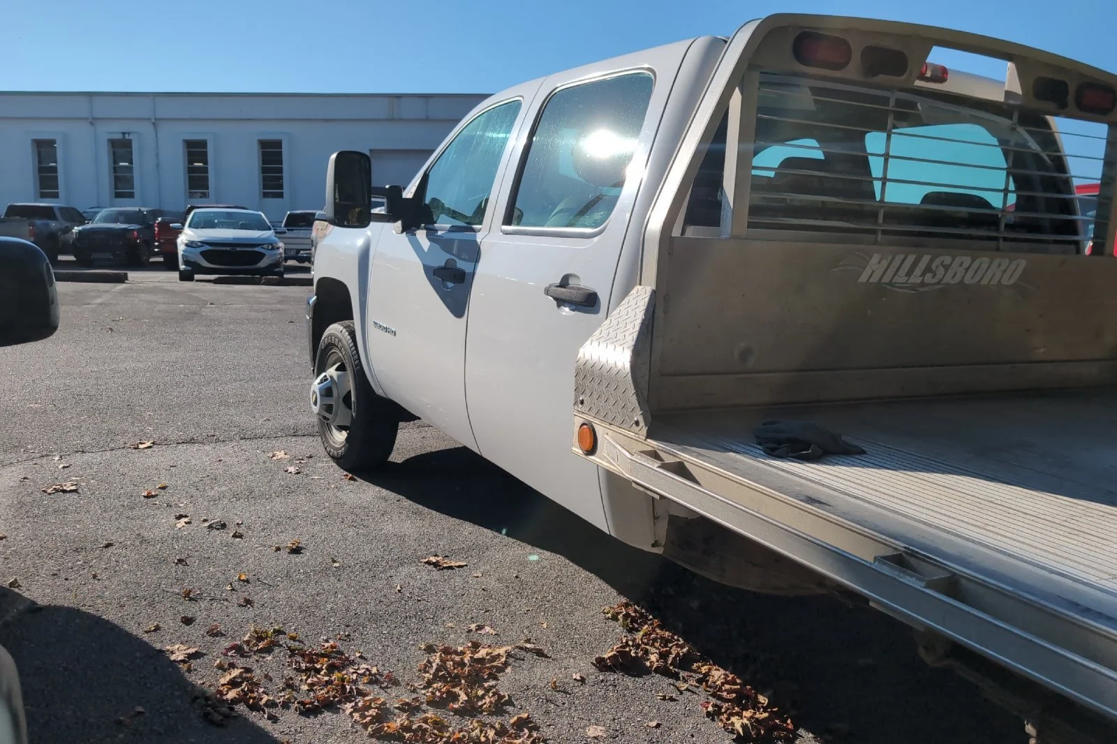Used 2011 SUMMIT WHITE Chevrolet WT image 8