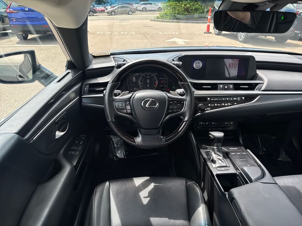 Used 2020 Gray Lexus 350 image 12