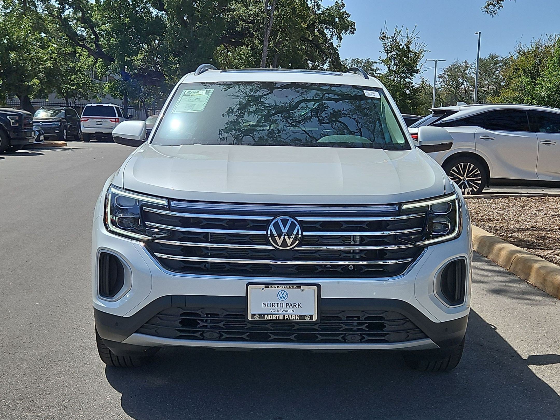 New 2026 Opal White Pearl Volkswagen 2.0T SE w/Technology image 8