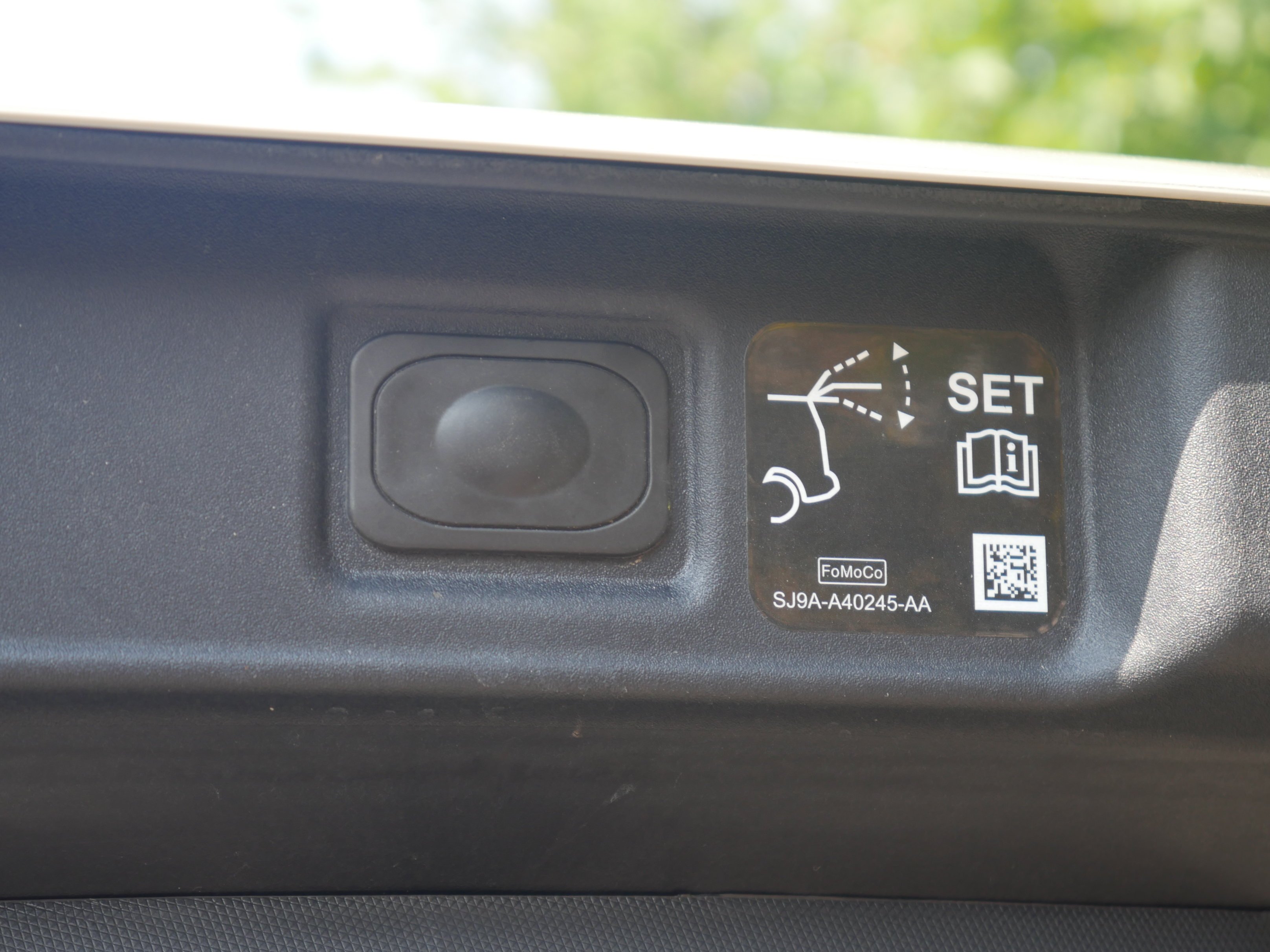 Used 2025 Desert Sand Ford Premium image 26