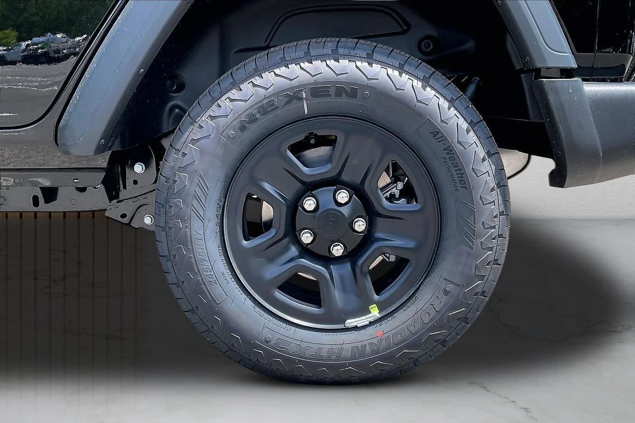 New 2026 Black Clear-Coat Exterior Paint Jeep Sport image 31