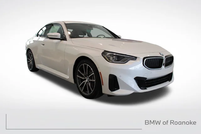 2026 BMW 230i 230i