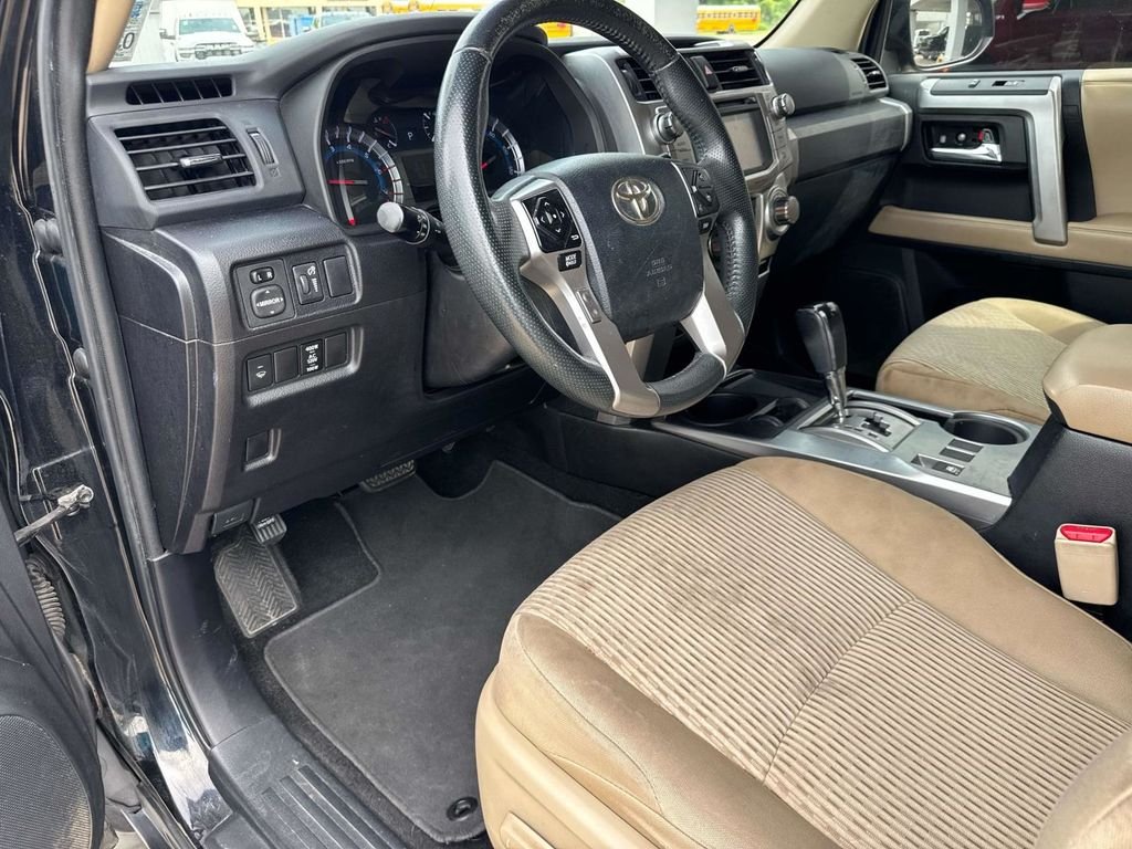 Used 2016 Black Toyota SR5 image 39