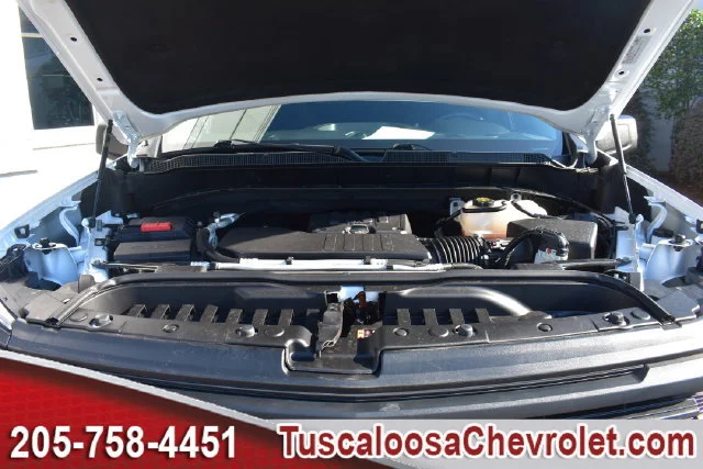 Used 2025 Summit White Chevrolet Custom image 37
