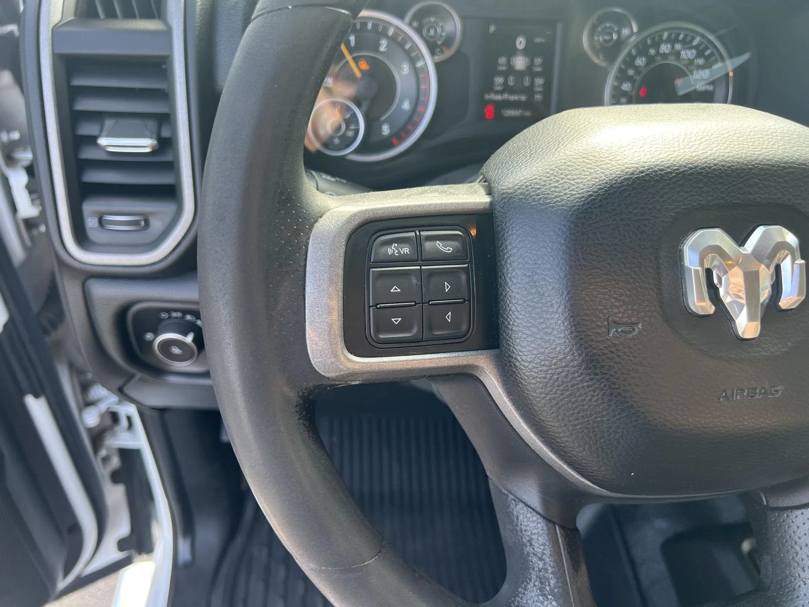 2019 RAM Ram 2500 Pickup Tradesman - Photo 24