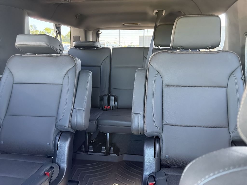 Used 2024 Gray Chevrolet High Country image 23