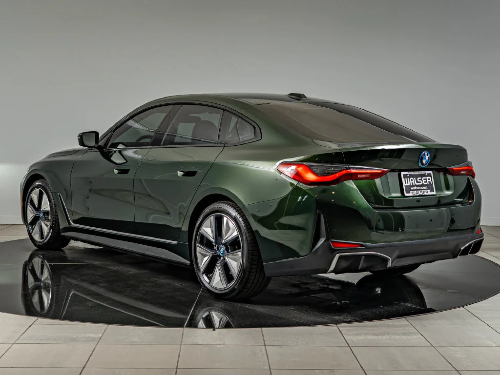 Used 2023 San Remo Green Metallic BMW eDrive35 image 7