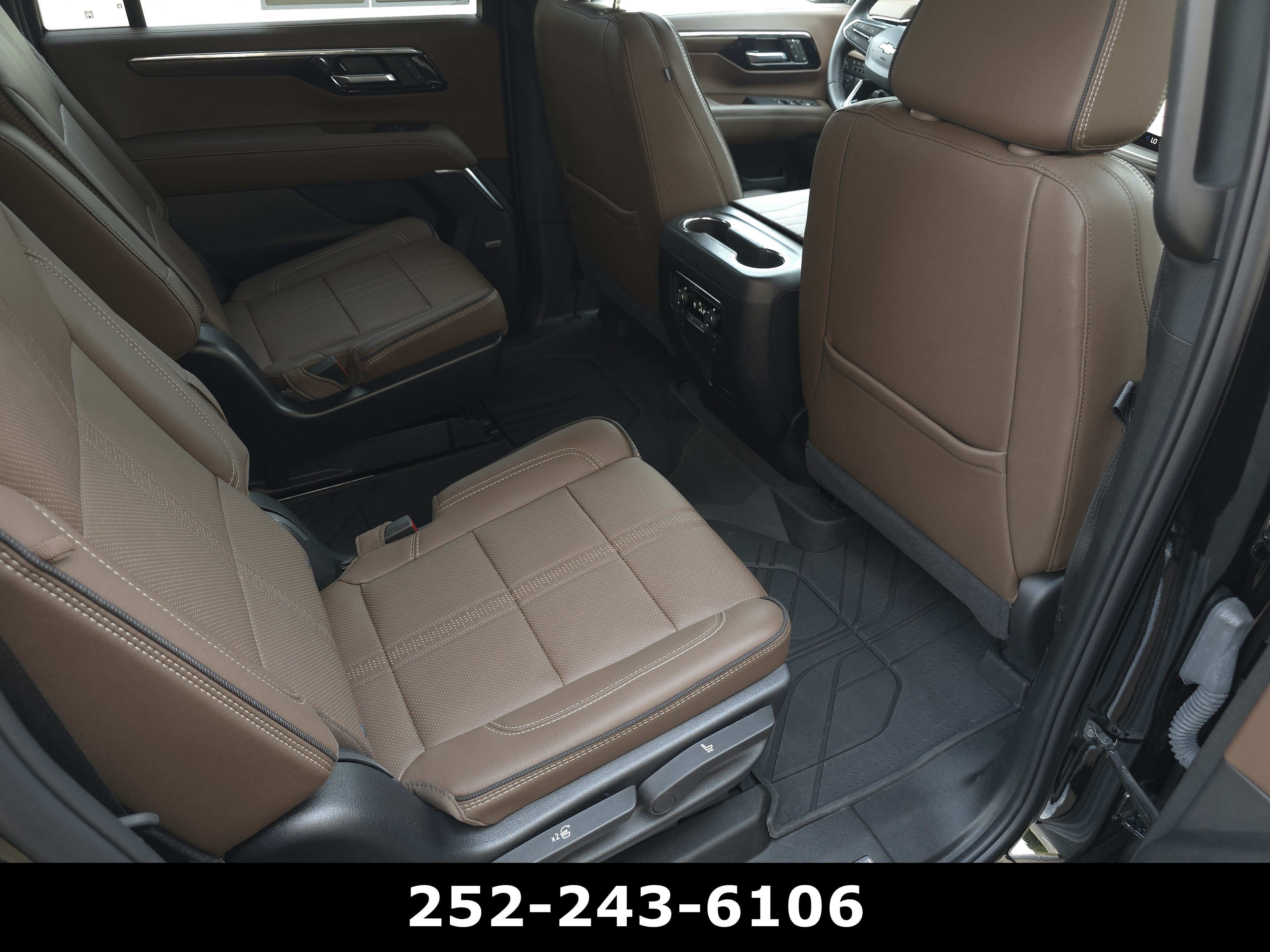 Used 2025 Black Chevrolet High Country image 44