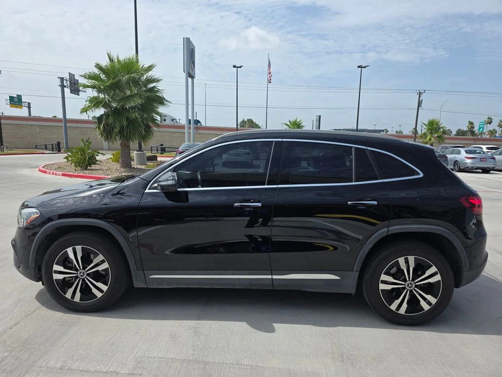 Certified Used 2024 Black Mercedes-Benz GLA 250 image 4