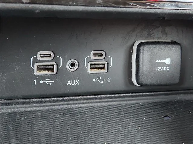 Used 2023 White Jeep Altitude 4x4 image 16