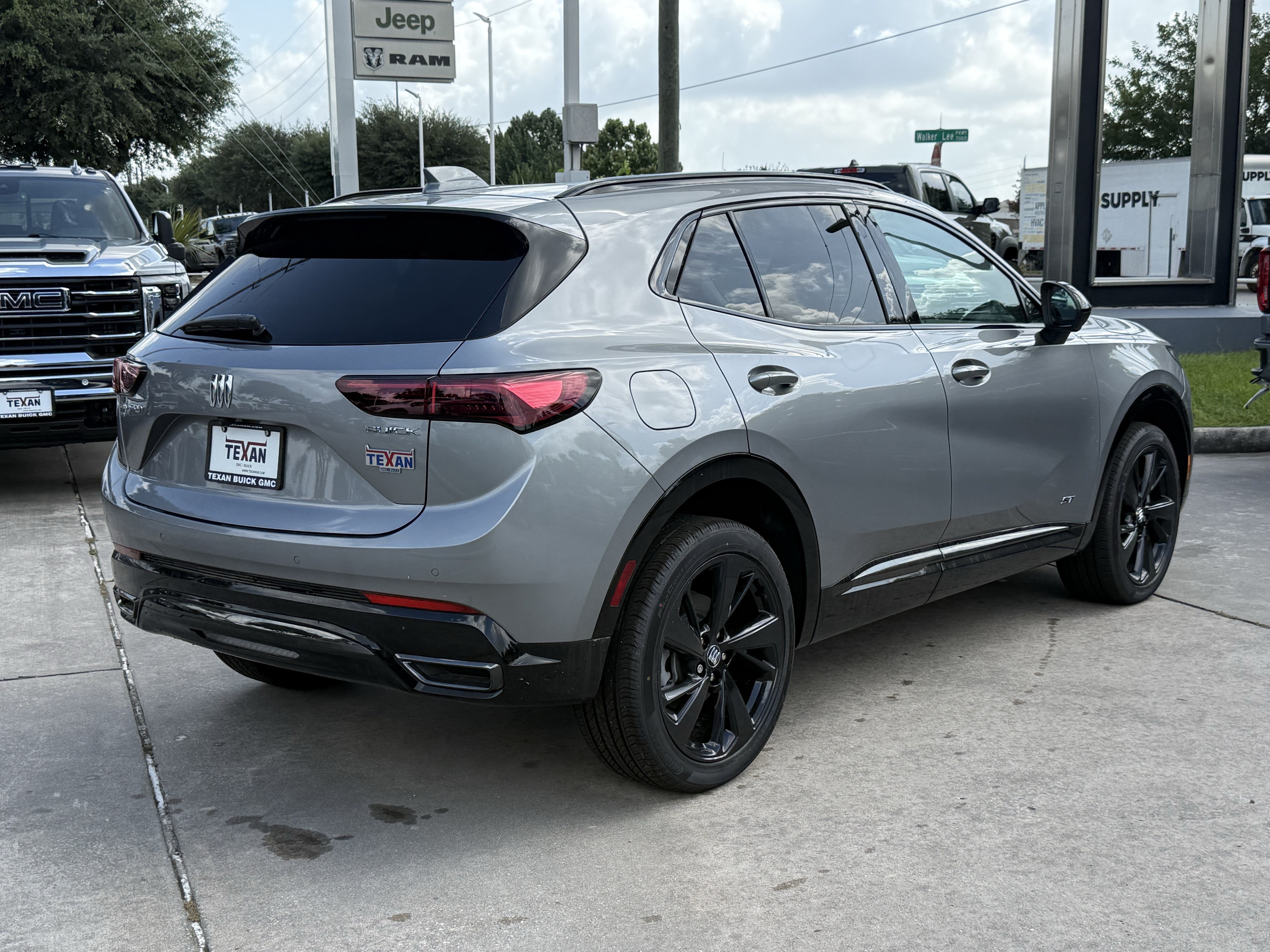 2026 Buick Envision Sport Touring - Photo 5