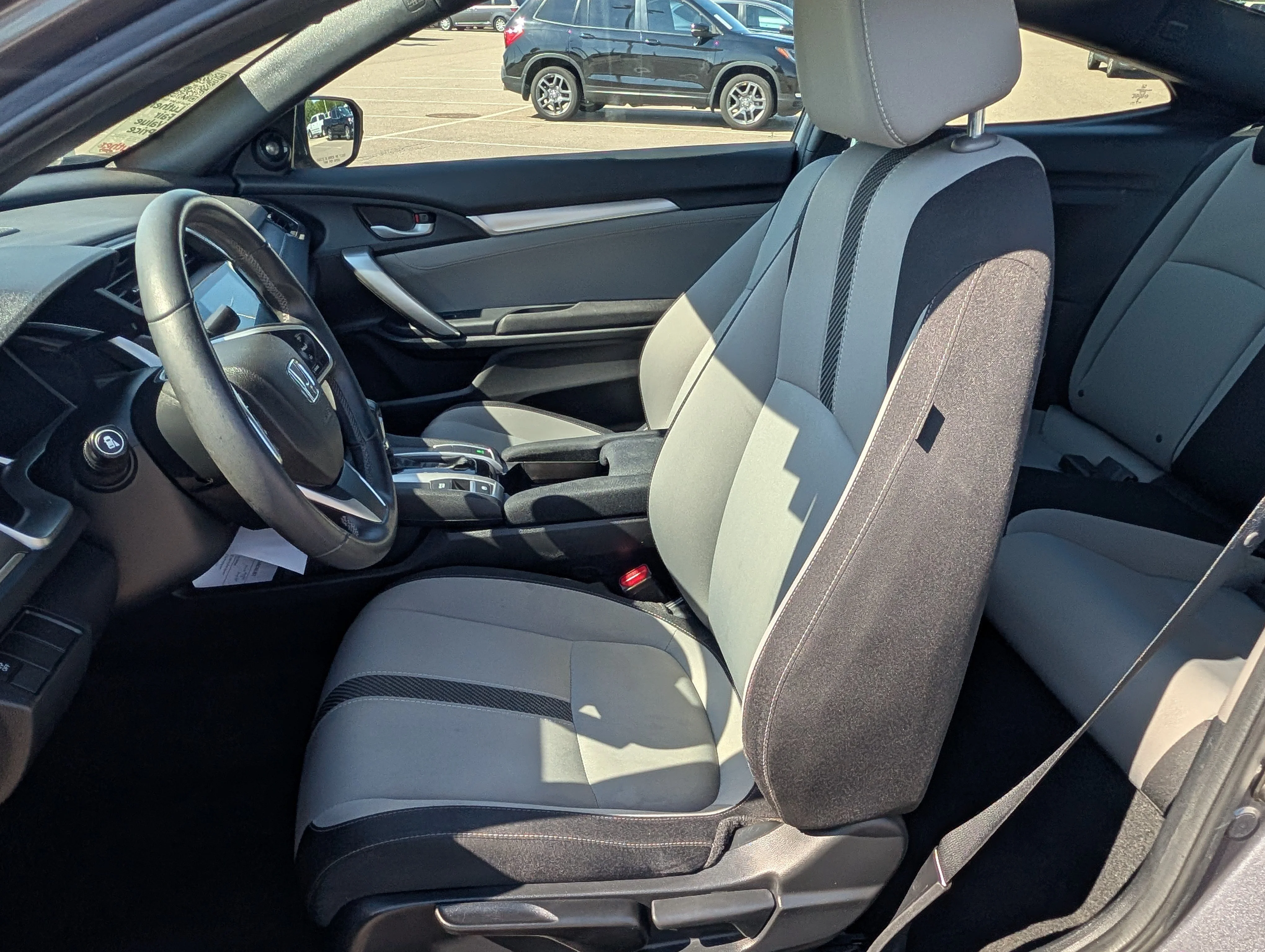 Used 2018 Modern Steel Metallic Honda EX-T image 19