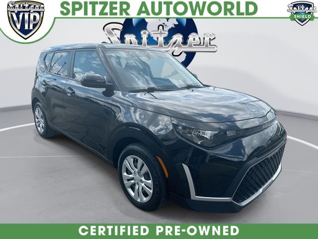 Used 2025 Black Kia LX image 1