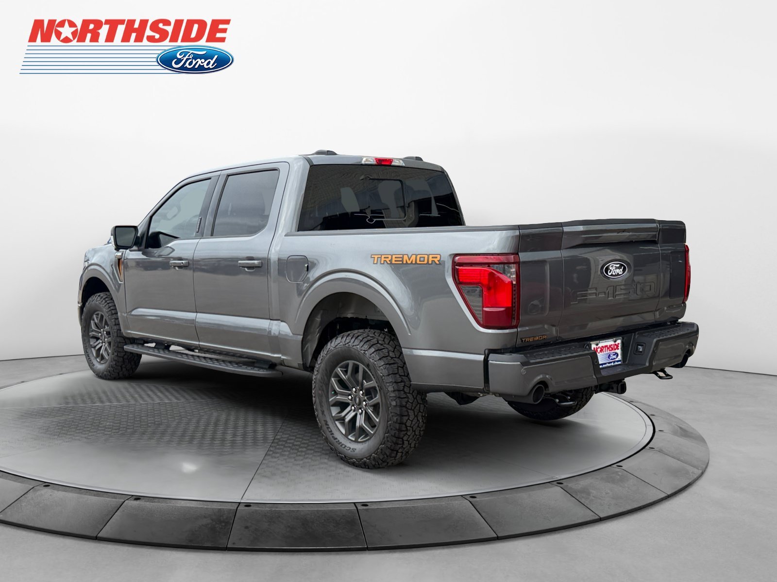 New 2026 Carbonized Gray Metallic Ford Tremor image 5
