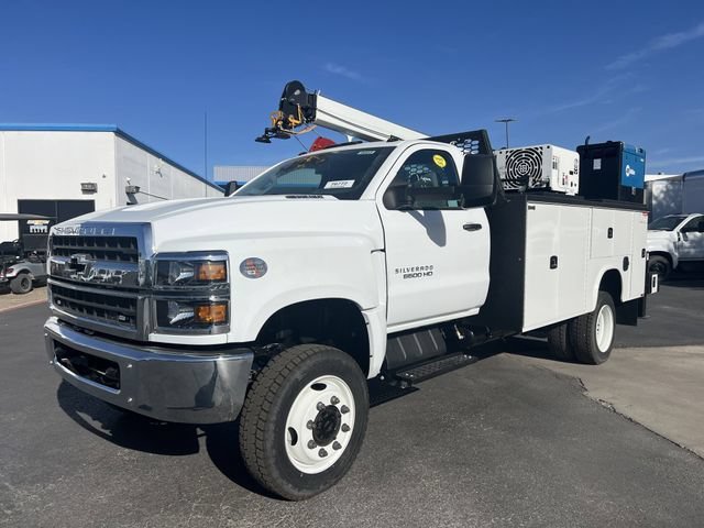 2024 Chevrolet Silverado 6500 HD Work Truck