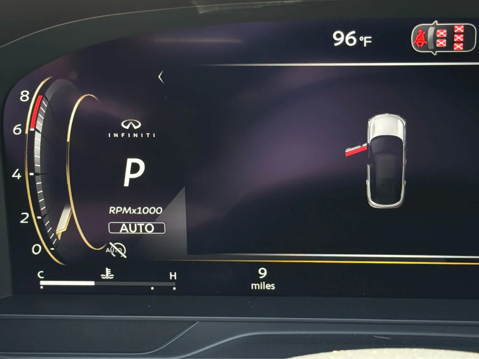 New 2027 2T RAD WHT INFINITI Autograph AWD image 10