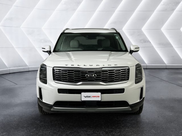 Used 2020 White Kia S image 2
