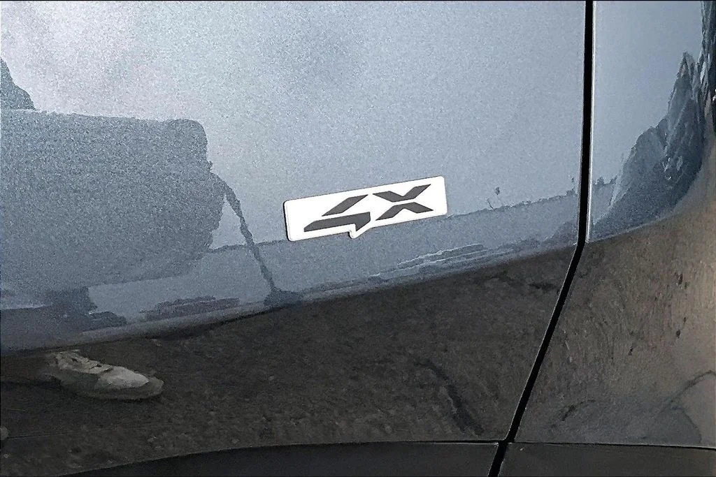 Certified Used 2025 Gray Kia LX image 27