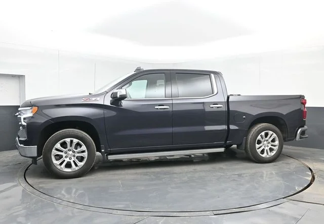 Used 2022 Gray Chevrolet LTZ image 10