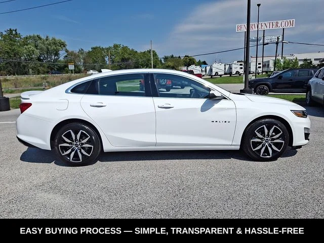Used 2023 White Chevrolet RS image 9