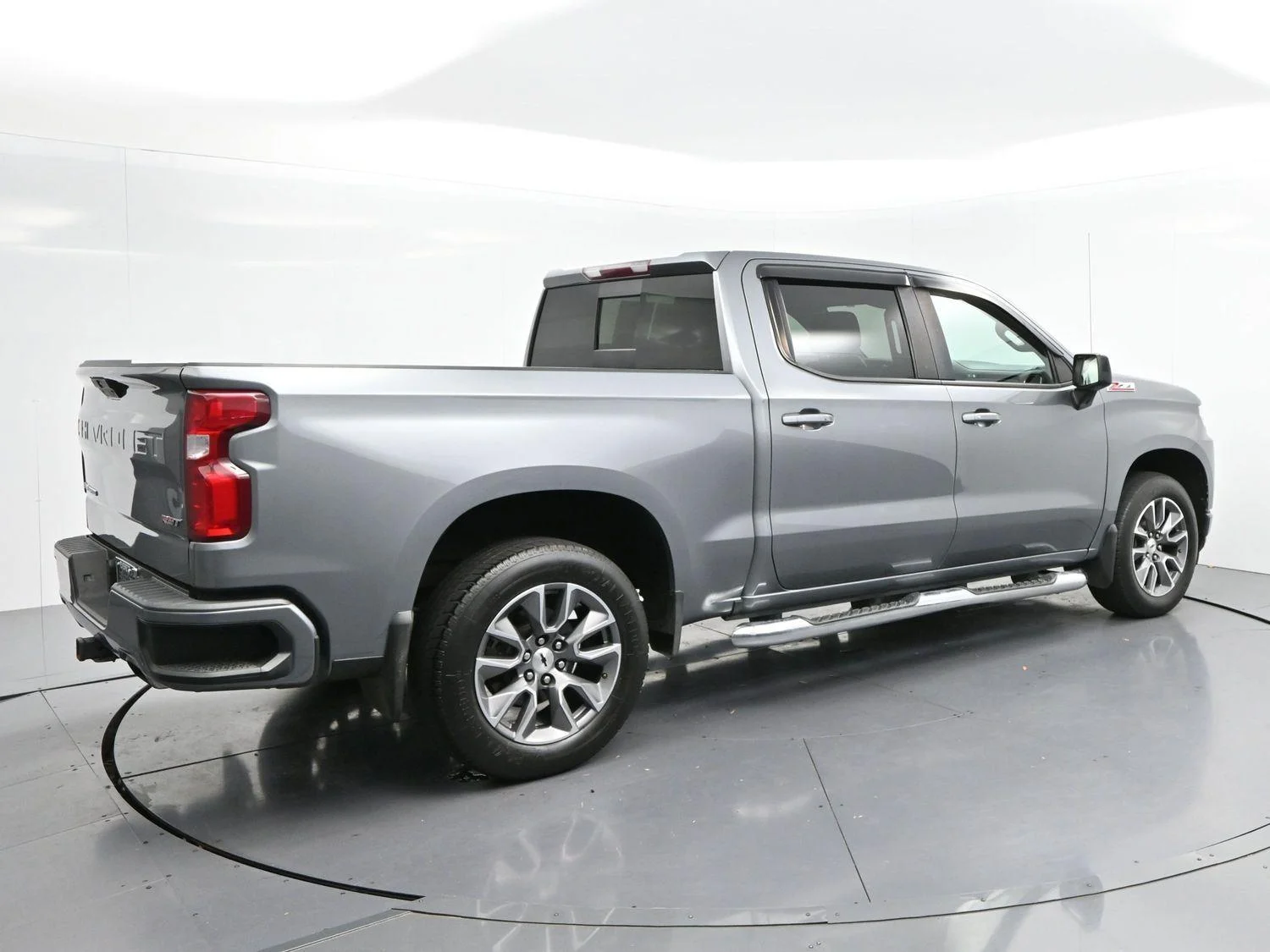 Used 2020 SATIN STEEL METALLIC Chevrolet RST image 7
