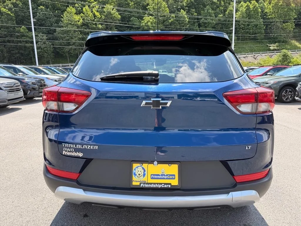 Used 2022 Blue Chevrolet LT image 11