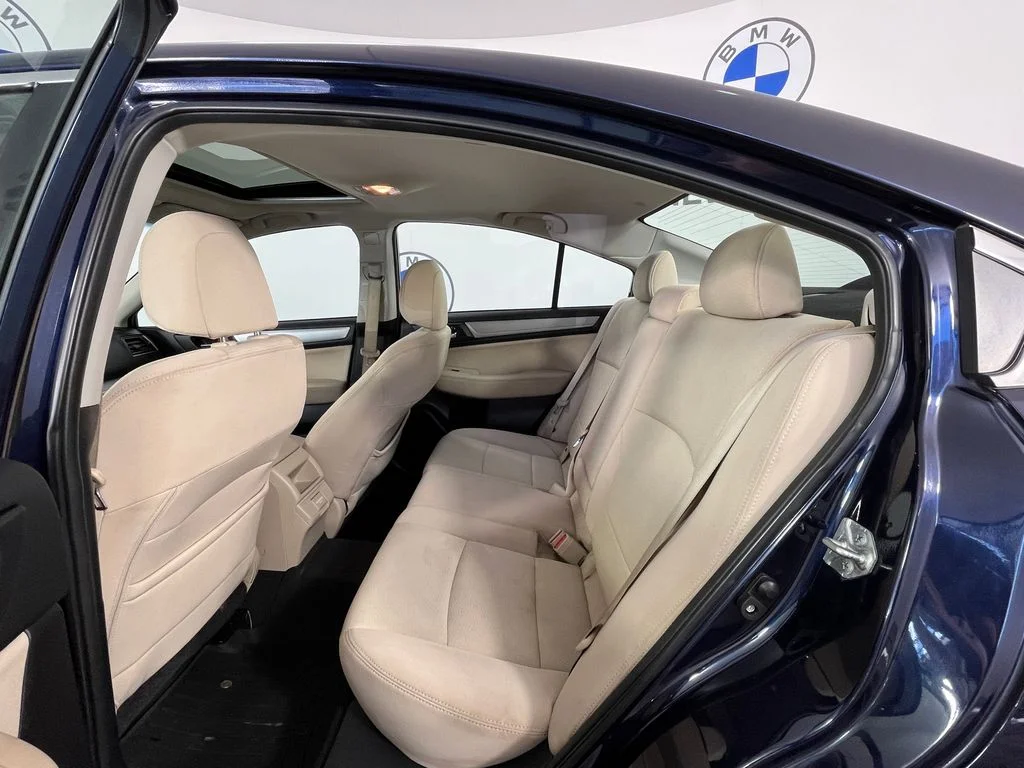 Used 2018 Dark Blue Pearl Subaru 2.5i image 14