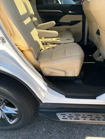 2019 Toyota Highlander Limited Platinum - Photo 9