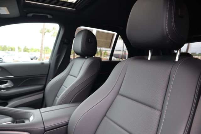 Certified Used 2025 Obsidian Black Metallic Mercedes-Benz GLE 450 image 19