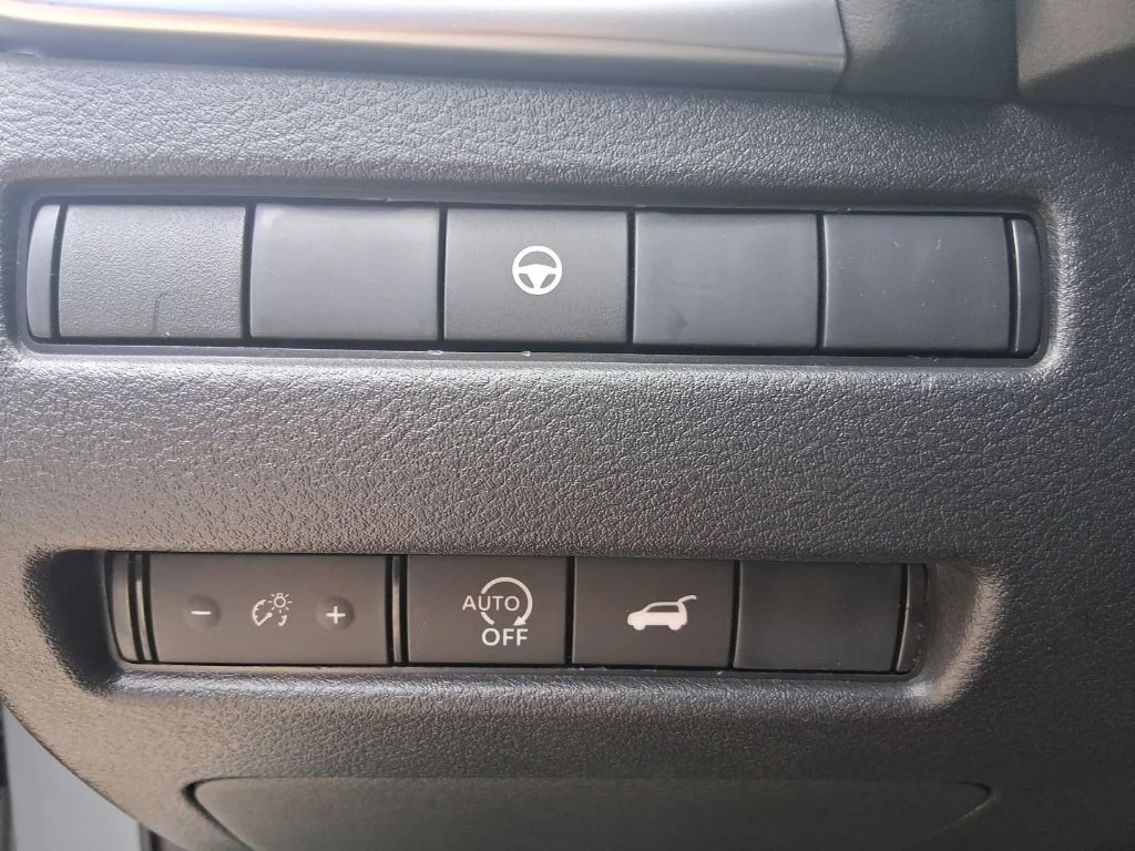 Used 2026 Gray Nissan Rock Creek image 14