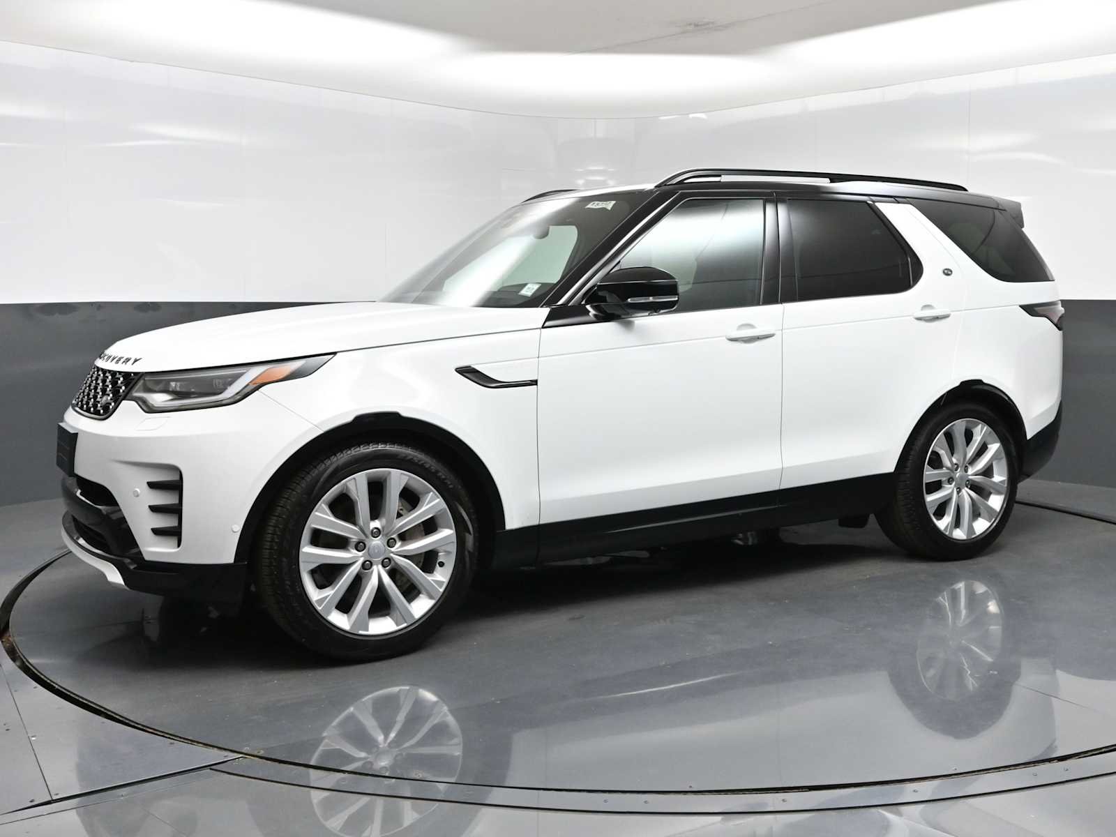2024 Land Rover Discovery Dynamic SE